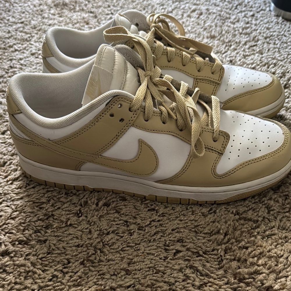 Nike men Dunks Tan and White Sneakers